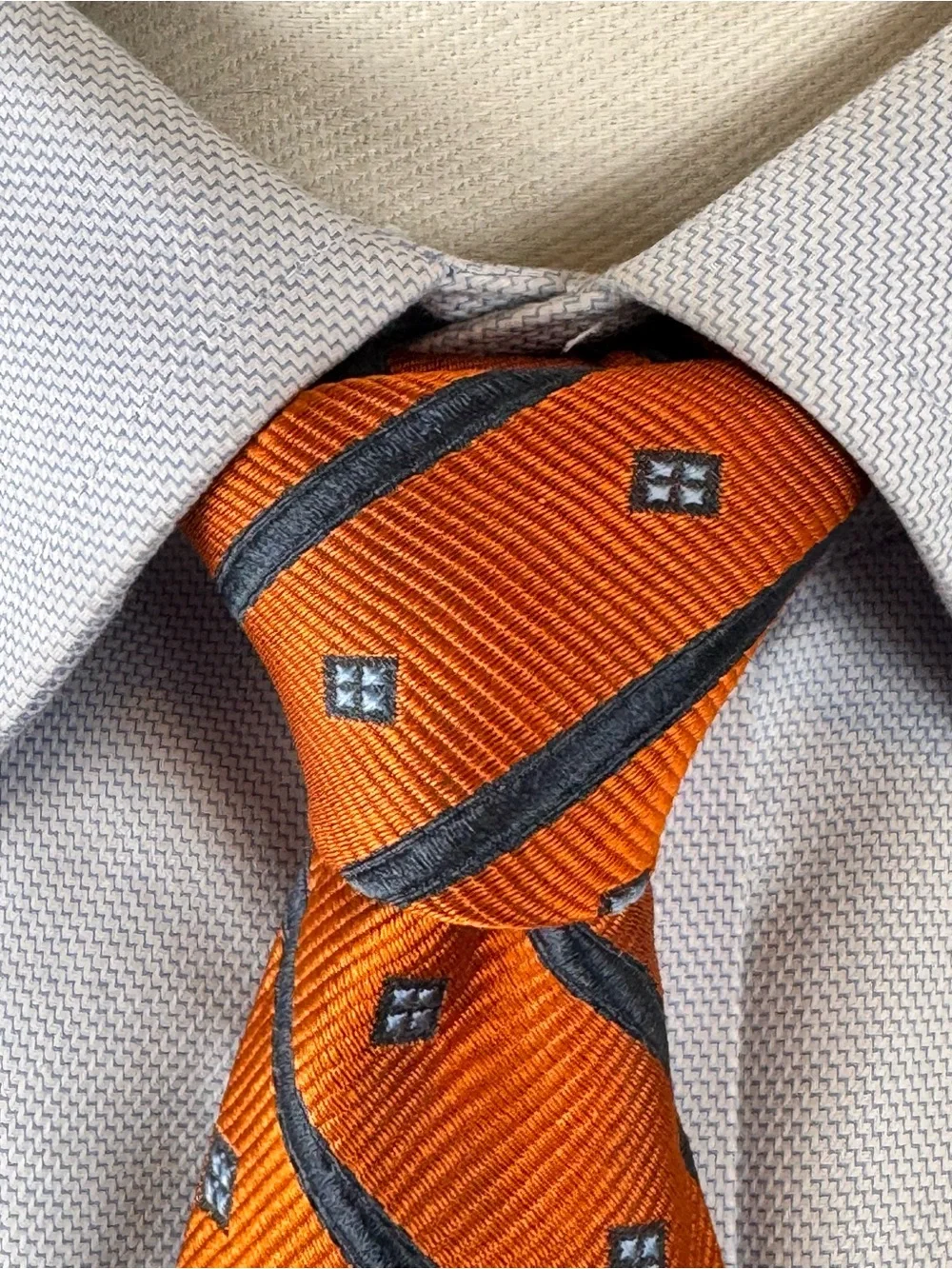 Brooks Brothers Men’s Necktie Orange and Charcoal Diagonal Stripe Repp Silk Tie